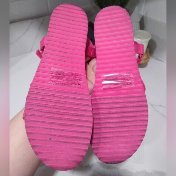 [H450] Forever 21 Pink Open-Toe Strappy Sandals, Size 8 - Picture 7 of 9